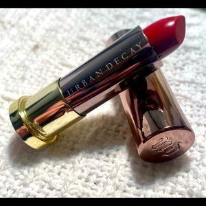 NWOT never used Urban Decay Comfort Matte Lipstick in color Bad Blood